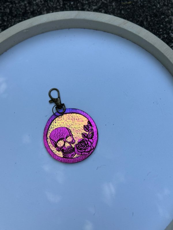 Product Image for  Floral Skull Leather Purse Charm