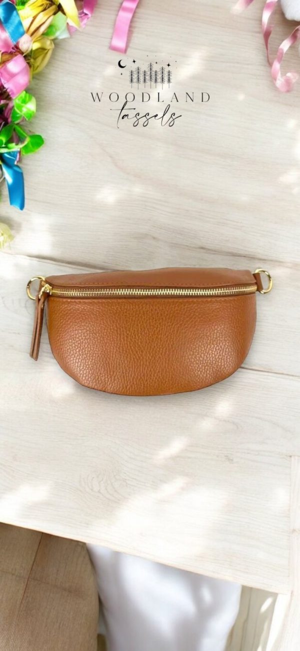 Product Image for  Vera Leather Metallic Sling Bag